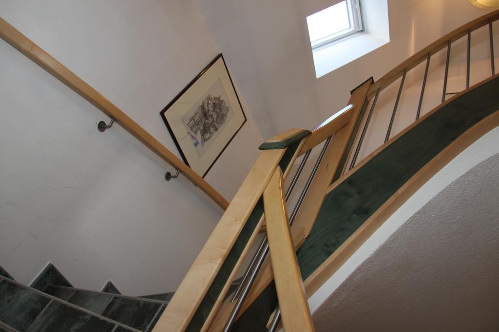 Pension Jahrbacher Leoben  Buitenkant foto
