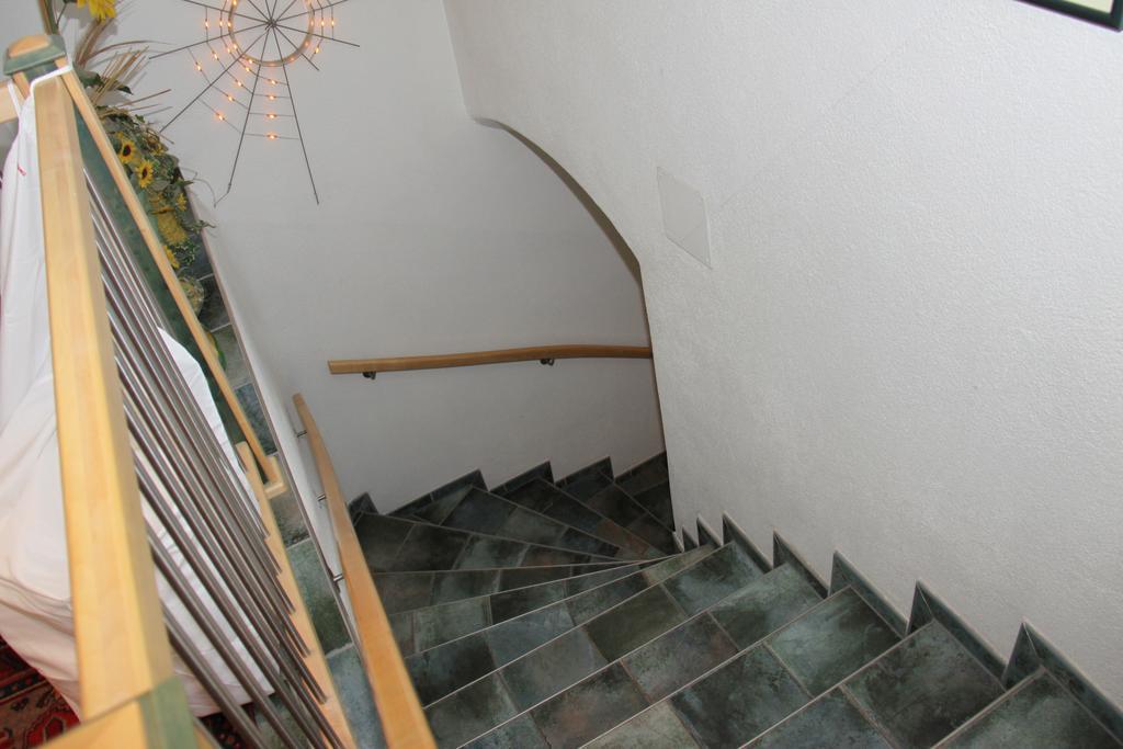 Pension Jahrbacher Leoben  Buitenkant foto