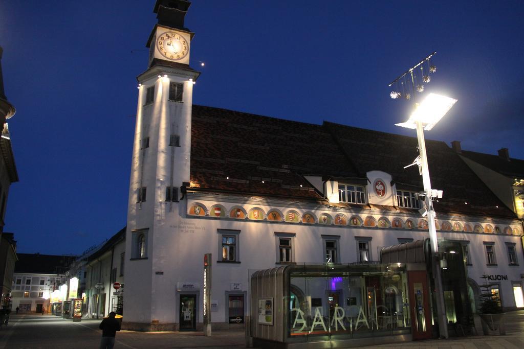 Pension Jahrbacher Leoben  Buitenkant foto